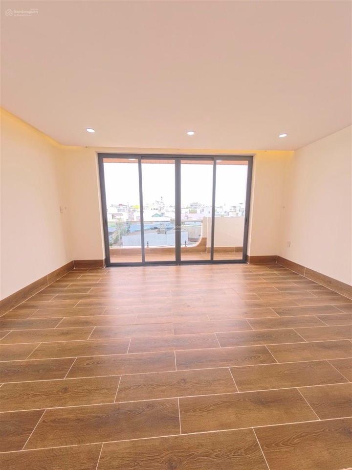Tân hòa đông  nhà mới 5 tầng  hẻm xe tải  sát khu tên lửa  (5.2x13.5m)  5pn  chỉ 7,7 tỷ tl