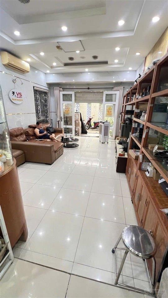 Biệt thự đẳng cấp bình tân  4 tầng (10x20m) 5pn  có hầm  view công viên  sát aeon  giá29.8 tỷ