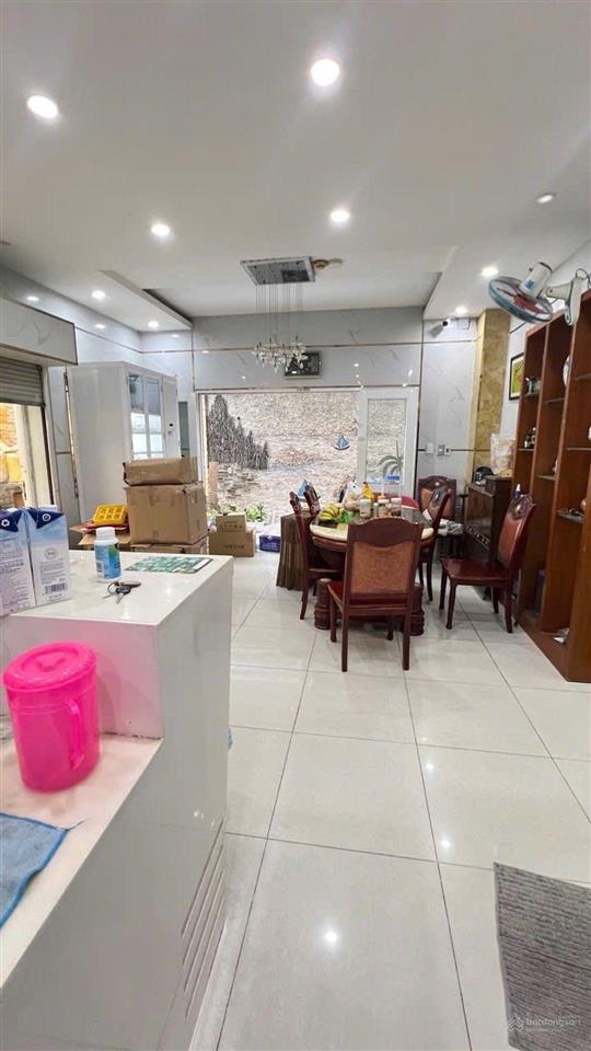Biệt thự đẳng cấp bình tân  4 tầng (10x20m) 5pn  có hầm  view công viên  sát aeon  giá29.8 tỷ