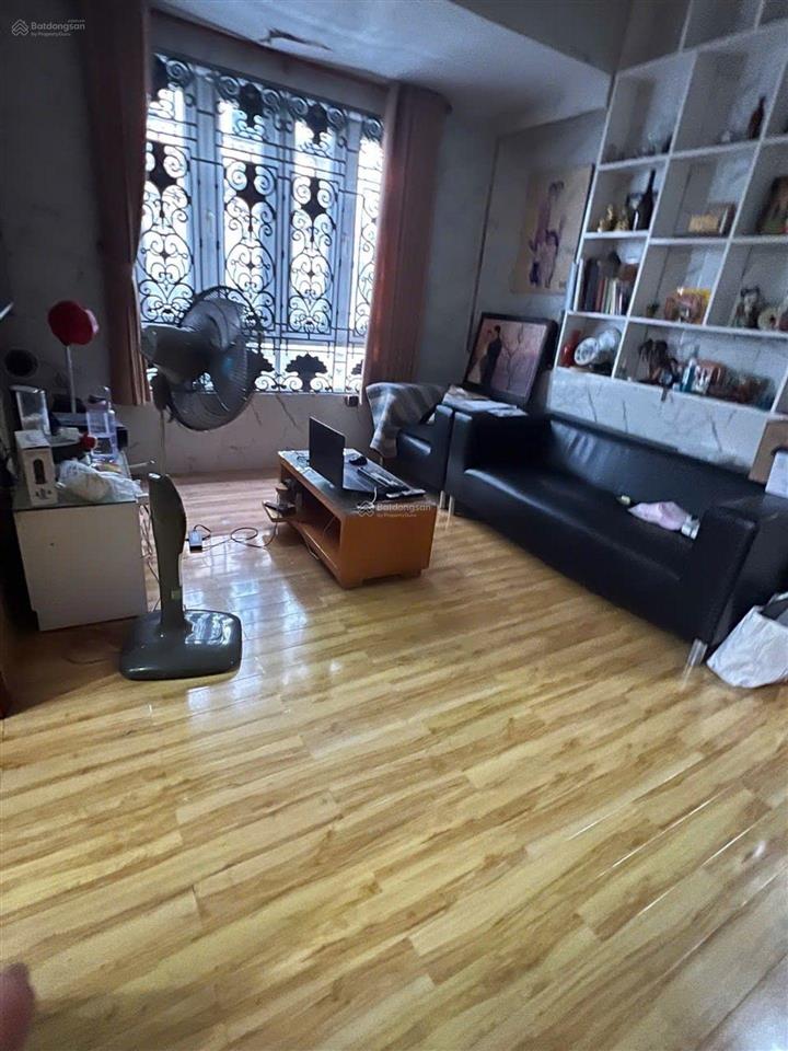 Biệt thự đẳng cấp bình tân  4 tầng (10x20m) 5pn  có hầm  view công viên  sát aeon  giá29.8 tỷ