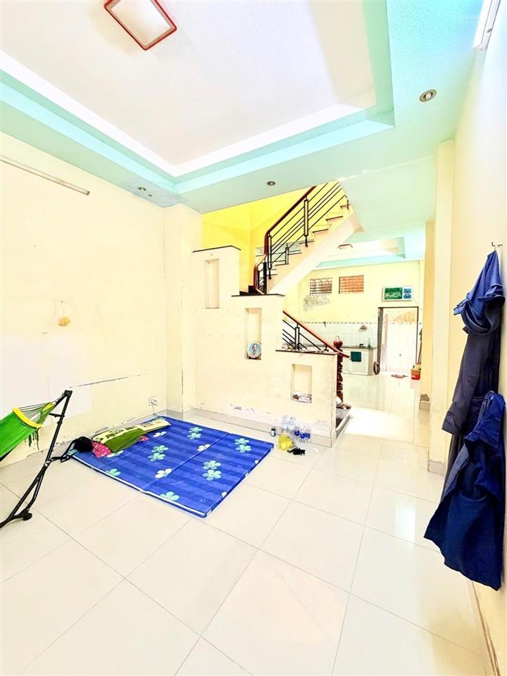 Nhà 3 tầng mặt tiền kinh doanh  hẻm xe hơi  phú thuận q7  98m2 (4x24.4m2)  chỉ 9,5 tỷ