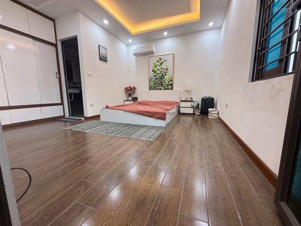 Nhà đẹp ngõ thoáng yên tĩnh nội thất xịn xách vali về ở ngay! gần kđt an khánh, ngõ rộng