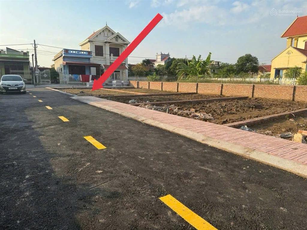Em cần bán gấp lô đất gần khu nghỉ dưỡng