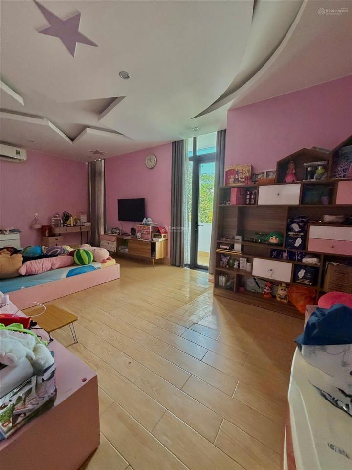 Bán gấp căn góc 3/2 và đường số 17, vị trí phù hợp kinh doanh nhiều ngành nghề