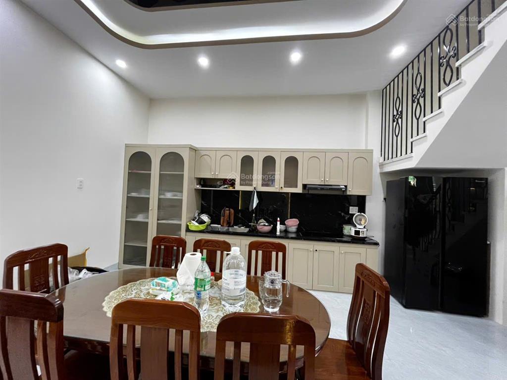 Bán nhà mặt tiền đường số 1 kđt tây bắc  rạch giá