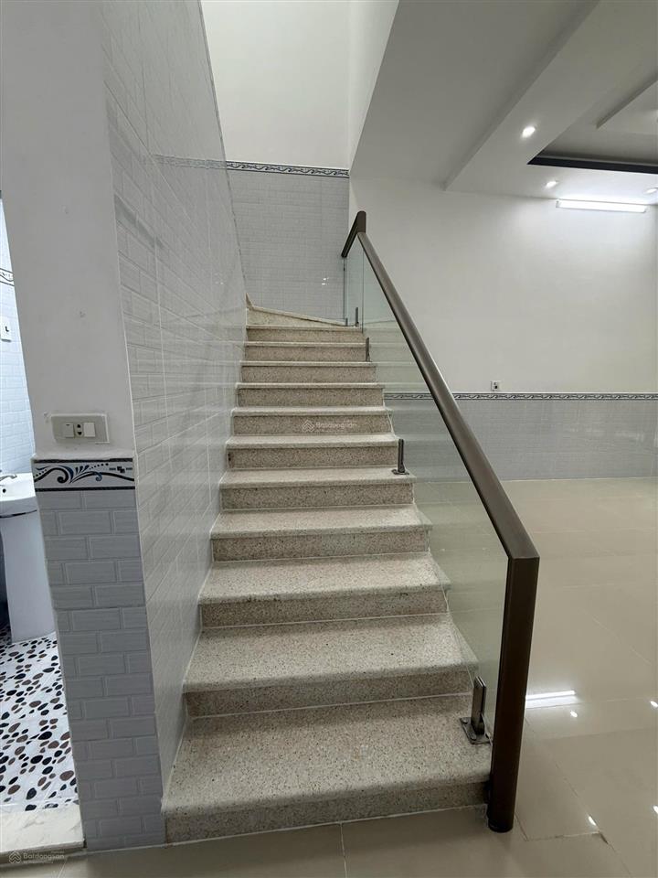 Bán nhà kdt phú cường cách phan thị ràng 100m và bệnh viện đa khoa