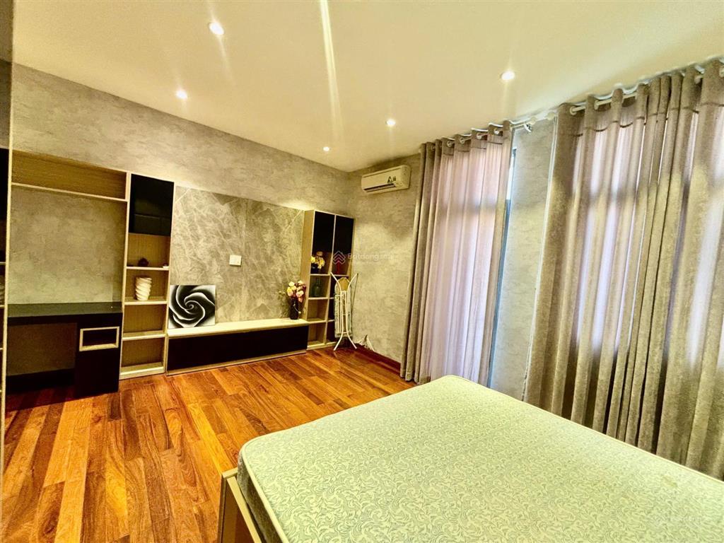 Bán nhà mặt tiền vũ thị sen trung tâm kdt phú cường