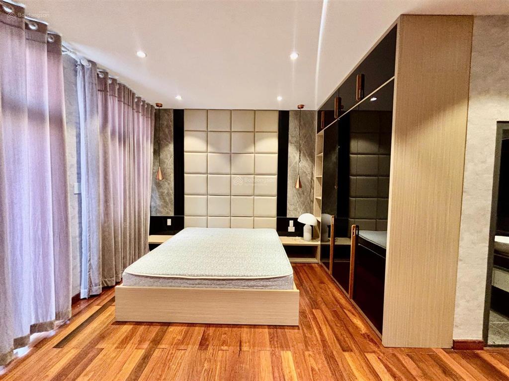 Bán nhà mặt tiền vũ thị sen trung tâm kdt phú cường