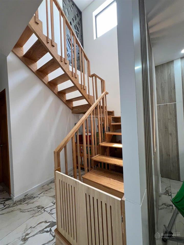 Bán nhà mặt tiền kinh doanh cách mạng tháng tám, rạch sỏi, rạch giá, an giang