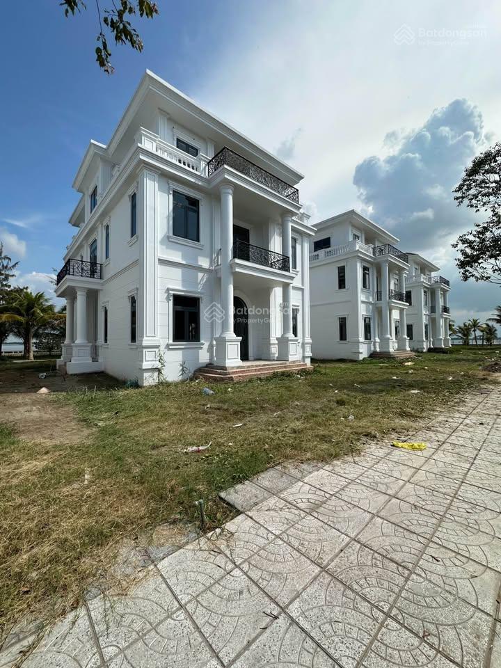 Biệt thự đơn lập kdt phú cường đường nguyễn hữu thọ
