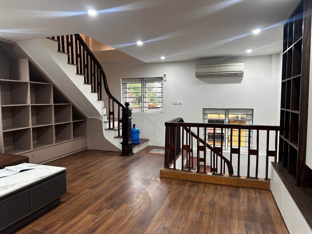 HOÀNG MAI, Ô TÔ NGỦ  4 TẦNG LÔ GÓC QUANH NHÀ ĐỖ 4 Ô TÔ, DÒNG TIỀN 20TR/TH 9,8 TỶ  