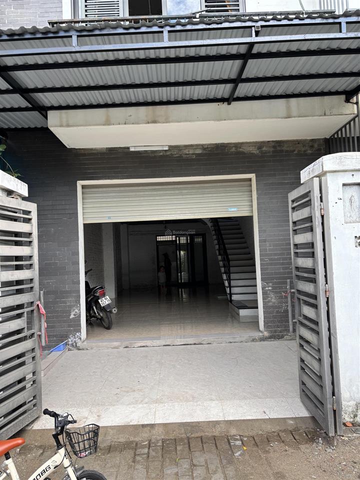 Cho thuê nhà liền kề 82,5m2 khu the eden rose, thanh liệt, hà nội