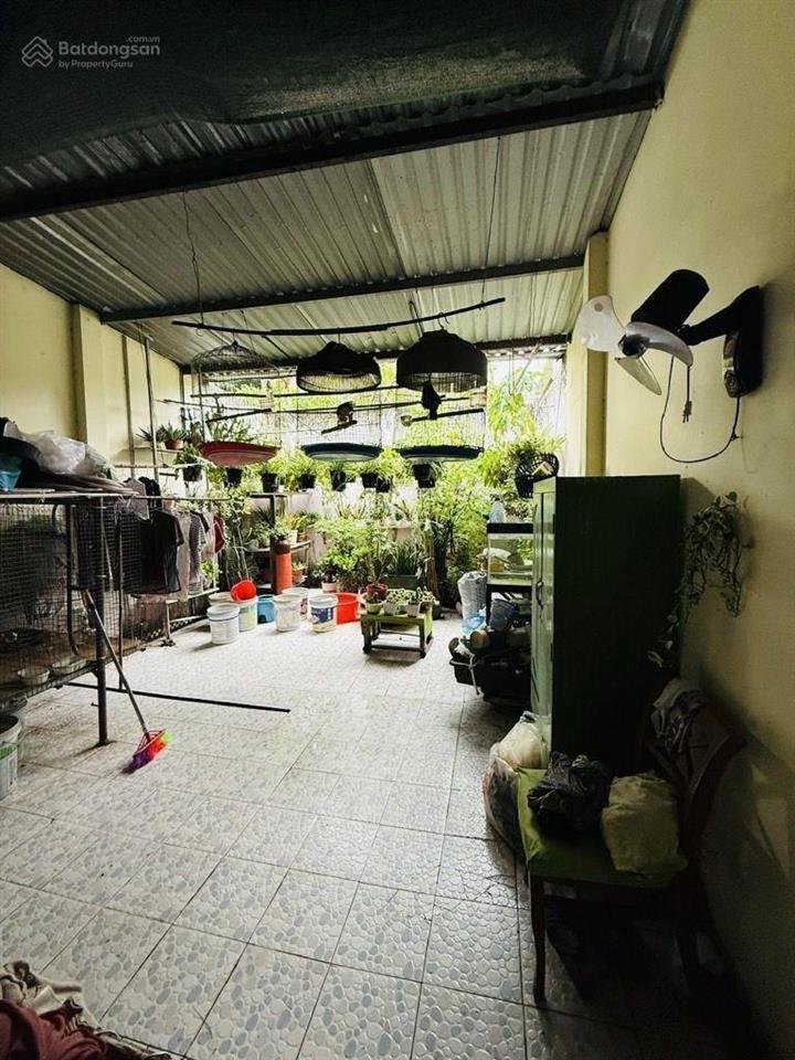 Mới về 2 mặt tiền kinh doanh đa ngành nghề.. mỹ huề giá chỉ 6.3 tỷ. dt 147m2. xây 2 tầng 4p