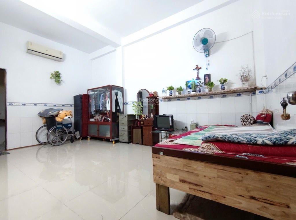 Mới về 2 mặt tiền kinh doanh đa ngành nghề.. mỹ huề giá chỉ 6.3 tỷ. dt 147m2. xây 2 tầng 4p