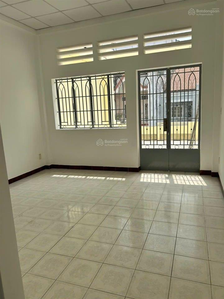 Bán nhà hẻm xe tải tránh nhau nguyễn minh hoàng k300 vị trí thoáng mát 3 tầng .67m2 .chỉ 16 tỷ tl