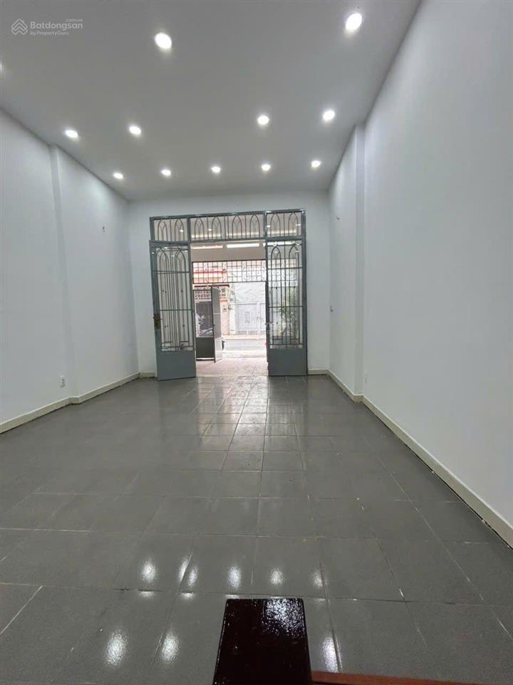 Bán nhà hẻm xe tải tránh nhau nguyễn minh hoàng k300 vị trí thoáng mát 3 tầng .67m2 .chỉ 16 tỷ tl