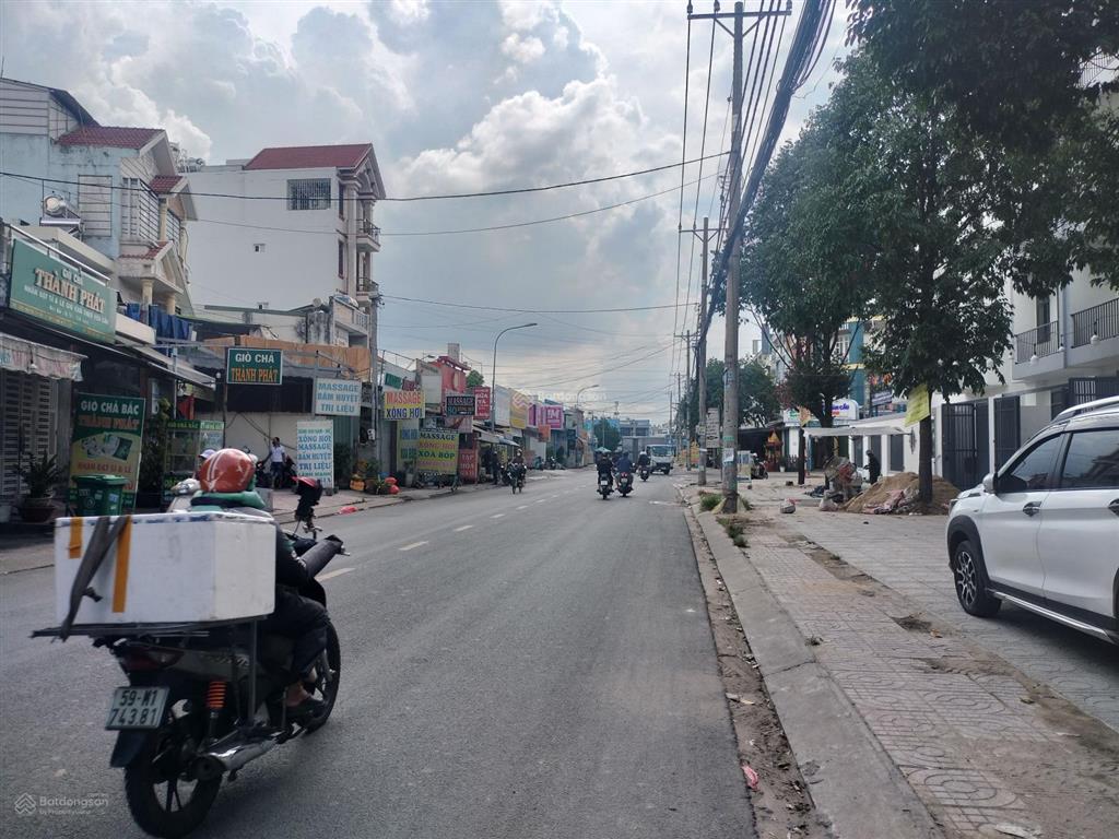 Siêu phầm nhà mặt tiền c18 khu k300 phường bảy hiền .tân bình 5 tầng chỉ 19.5 tỷ