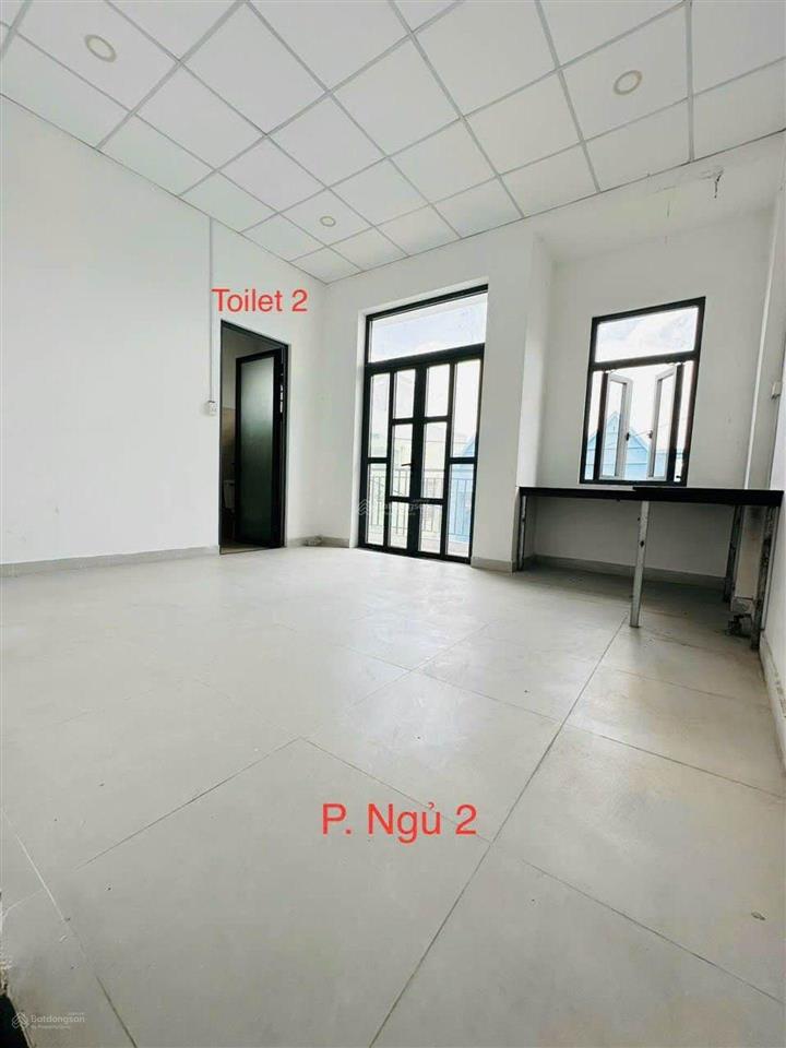 Nhà kiên cố ngang khủng 6m x12m . kết cấu 2tầng . sát mặt tiền hiệp thành 13 chỉ 4.1 tỷ