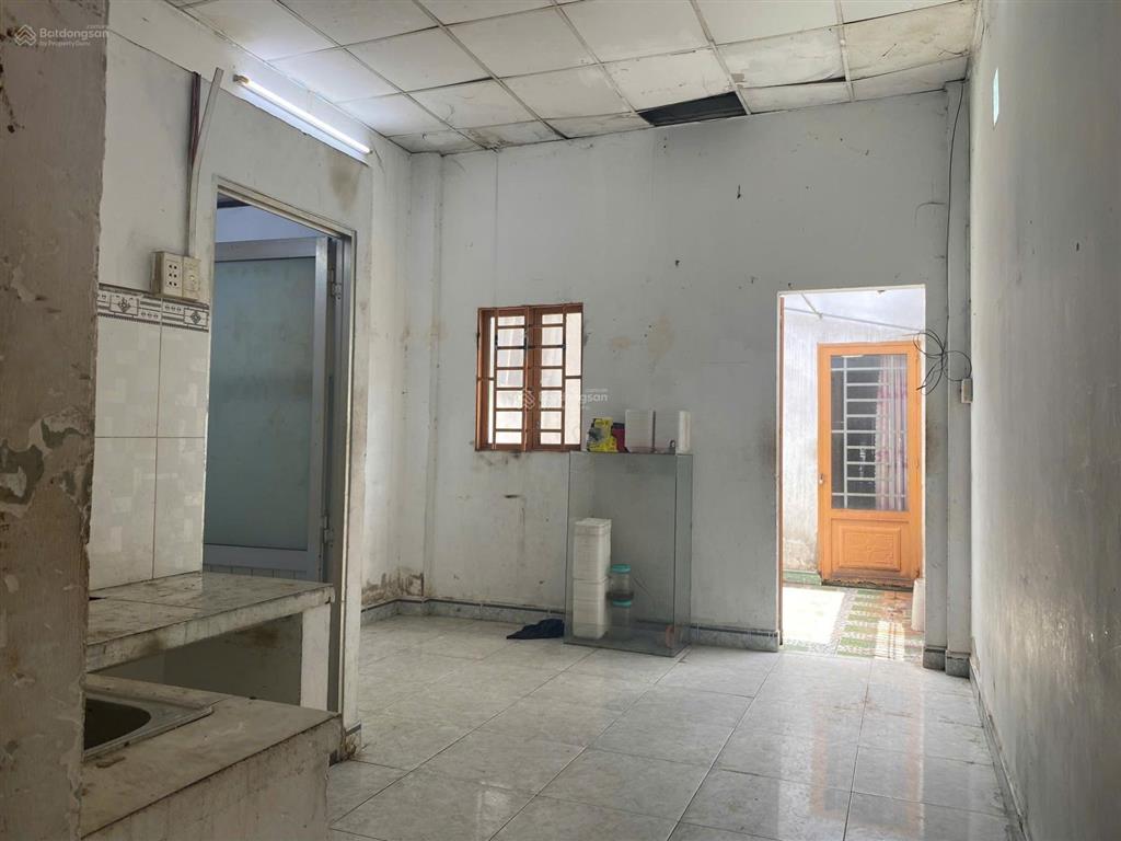 Cho thuê nhà 2 mặt tiền nguyễn ảnh thủ  đông thạnh hóc môn ngang 4.5mx30m. vỉa hè 5m chỉ 14 triệu