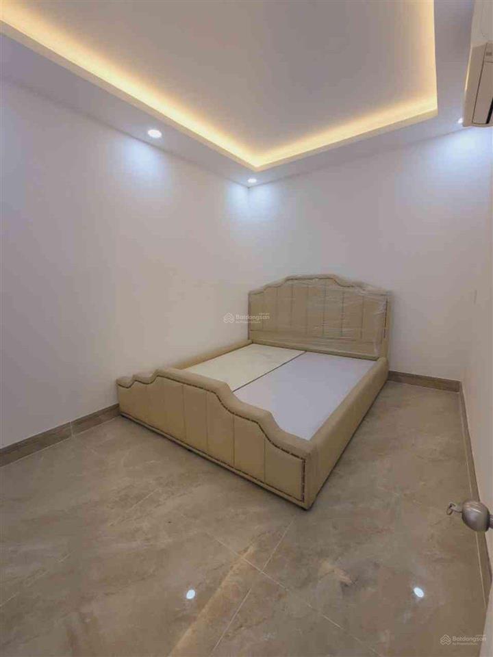 Nhà đẹp mới trung mỹ tây 2 hoàn thiện thiết kế hiện đại 2tầng.hẻm xe hơi 7m thông (5mx14m .)