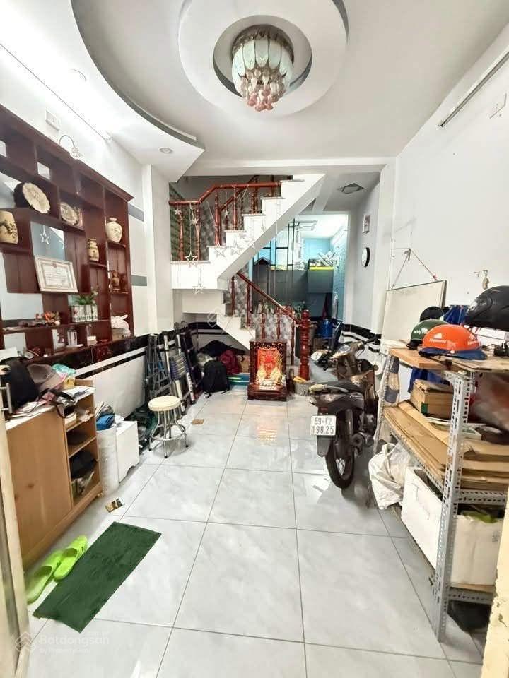 Nhà đẹp ngay hàng xóm hiệp thành citi 28m2 xây 3 tầng, không gian 3 pn 2 wc chỉ 1 tỷ 850