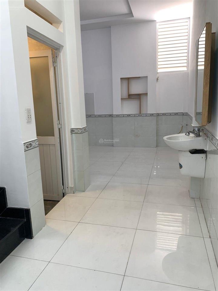 Lô góc 2 mt lâm thị hố p. trung mỹ tây q12. xd 2 tầng. hẻm thông xe hơi 7m 68m2 nở hậu 4.5m chỉ 4.3