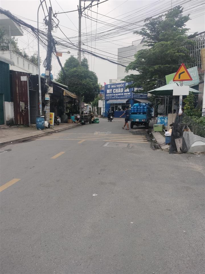 Siêu phẩm hẻm xe hơi 4m, cách mt trần thị hè 10m. dt 5mx18m 2 tầng, nhà đẹp 4 tỷ 2 thương lượng