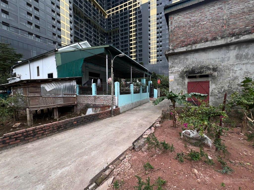 Nhanh tay. chính chủ bán lô đất khoáng nóng nằm ngay chân tòa wyndham thanh thủy