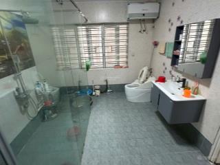 Nhà gốc dân 5 tầng thang máy kinh doanh đỉnh vỉa hè rộng để 15 ô tô, diện tích 70m2, mặt tiền 5m