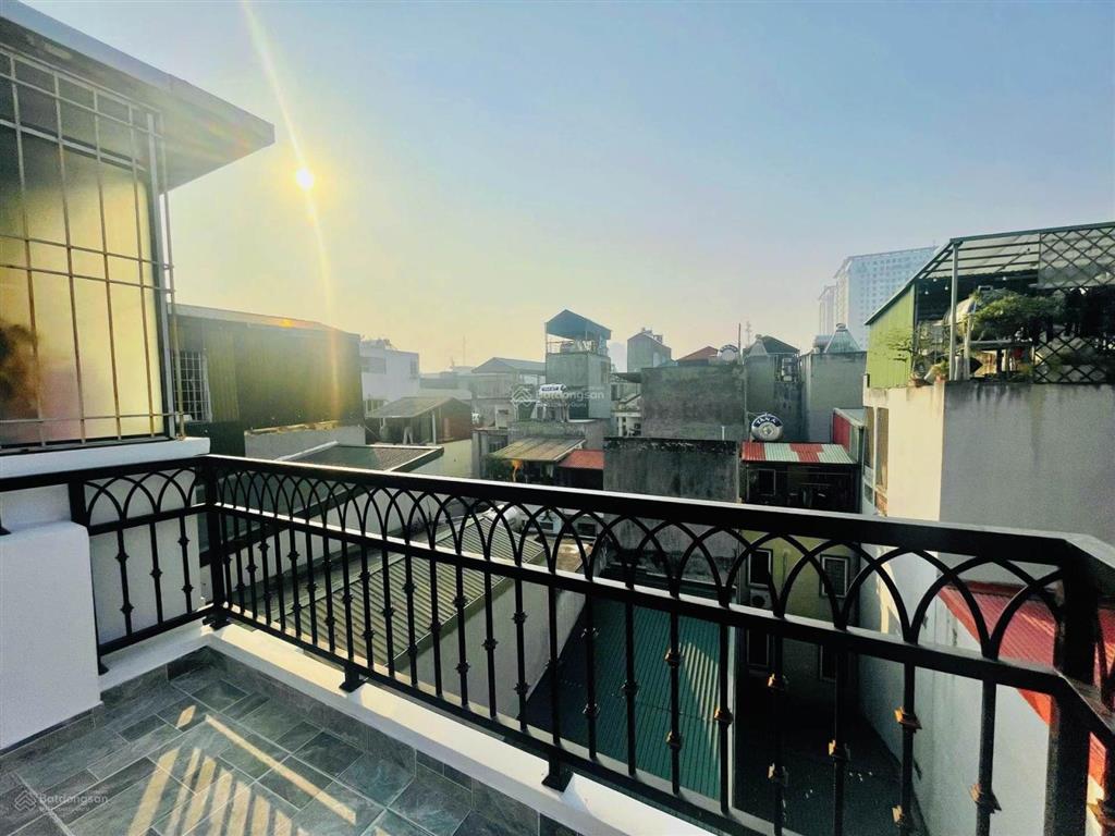 Bán nhà hồng mai ngõ thoáng, diện tích 45m, xây 5 tầng mới giá 11.3 tỷ