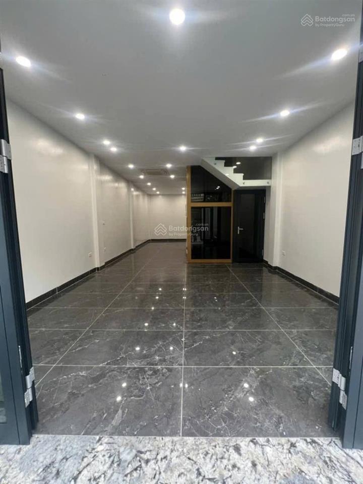 Bán nhà trần khát chân  kinh doanh sầm uất nhà mới thang máy nhập khẩu  78m x 5 tầng x 28.5 tỷ.