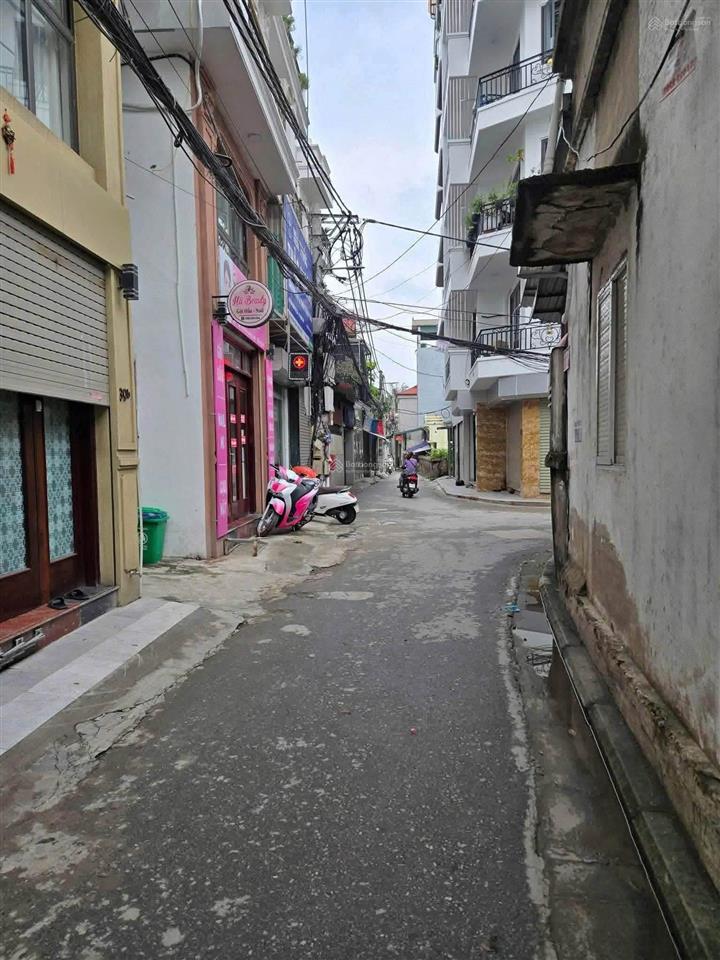 Cho thuê nhà tư đình  36m2  thang máy  13 triệu  phù hợp với kinh doanh