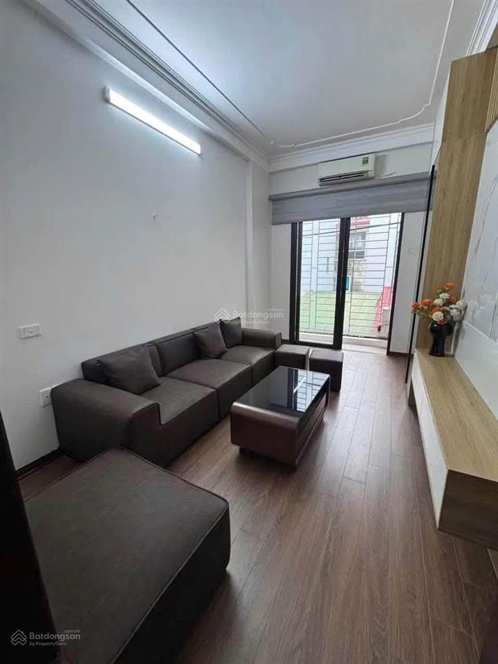 Cho thuê nhà ngọc thụy  ô tô tránh  dừng đỗ  di chuyển trung tâm thành phố mất vài phút
