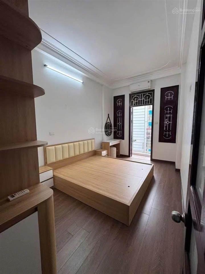 Cho thuê nhà ngọc thụy  ô tô tránh  dừng đỗ  di chuyển trung tâm thành phố mất vài phút