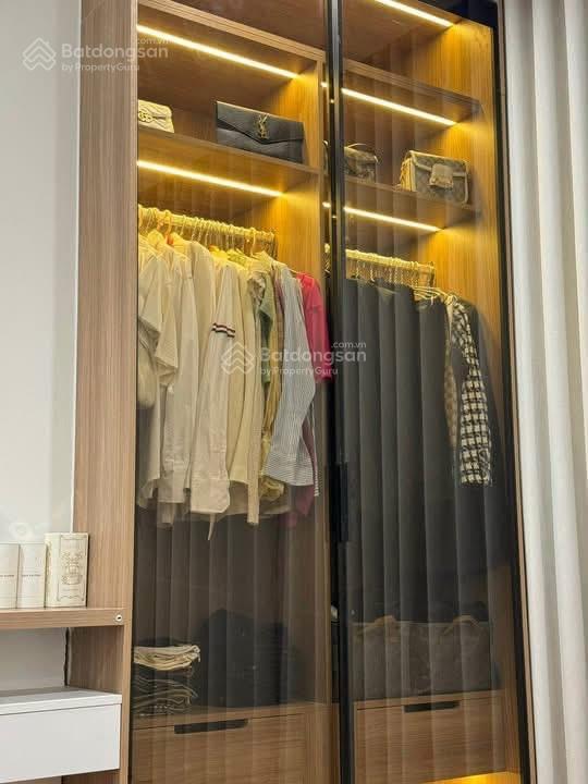 Cho thuê căn chung cư grand jardin sài đồng  2pn +1 , 2wc  nội thất đầy đủ  làm vp, nhà ở