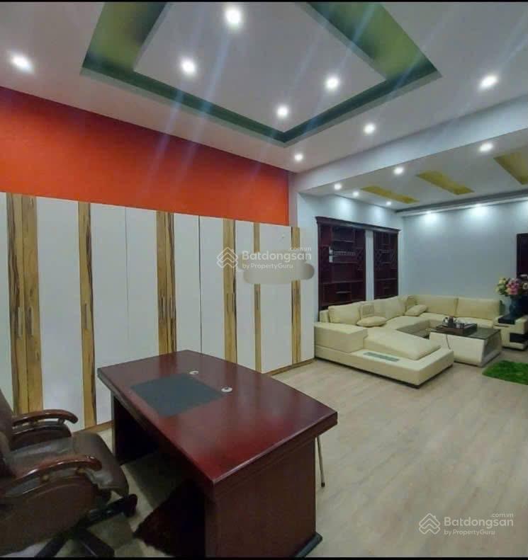 Cho thuê nhà ngọc thụy  133m2  tiện di chuyển sang tt hà nội