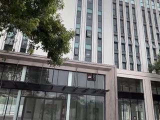Cho thuê tòa nhà vp kđt việt hưng  4 thang máy, thang hàng  pccc đạt tiêu chuẩn xuất vat bv 24/