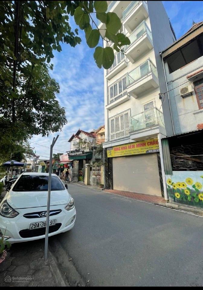 Bán nhà gia lâm  view hồ  ô tô tránh 12 tỷ  7 tầng thang máy