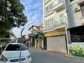 Bán nhà gia lâm  view hồ  ô tô tránh 12 tỷ  7 tầng thang máy