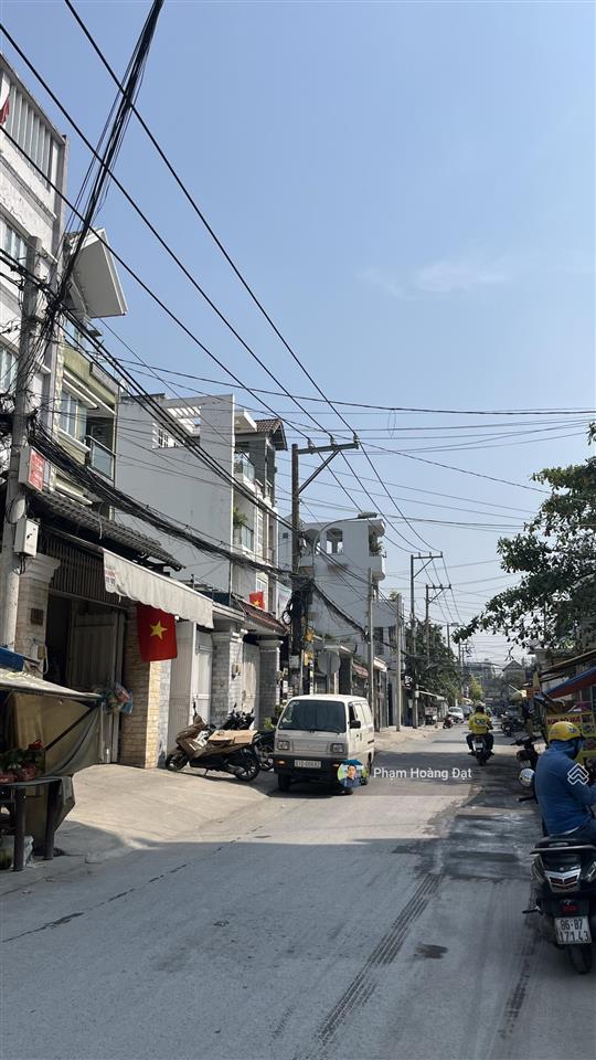 Bán nhà sát bên đại học luật hiệp bình chánh, thủ đức, 100m2, nhỉnh hơn 6 tỷ