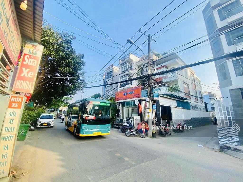Bán nhà mặt tiền đường số 11, trường thọ, thủ đức, căn góc 4 tầng đang kinh doanh