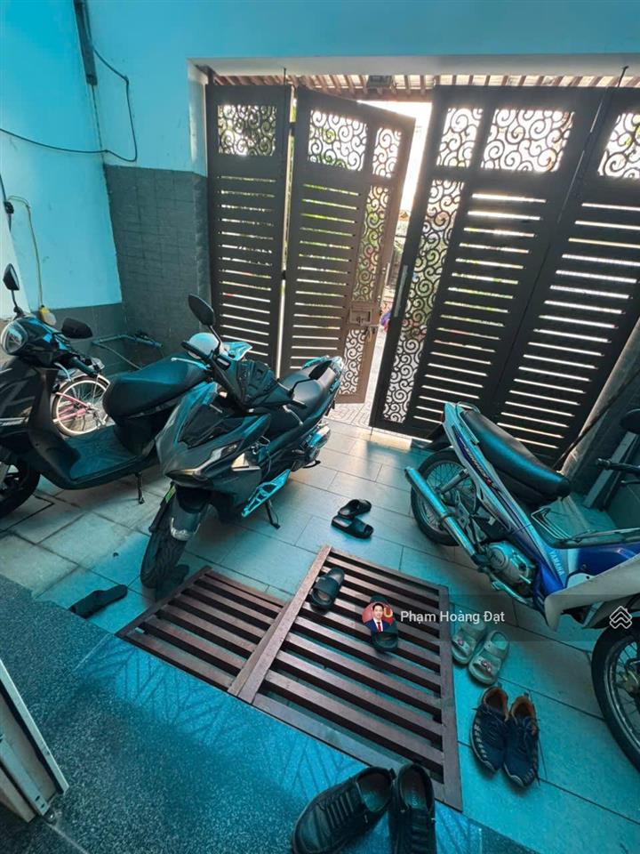 Bán nhà 3 tầng kdc bình dân, hiệp bình chánh, gần chợ hiệp bình