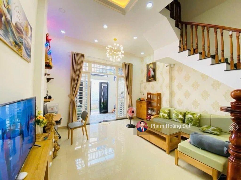 Nhà đẹp 3 tầng ngay đại học luật hiệp bình chánh, 65m2, 4pn, 7,5 tỷ tl