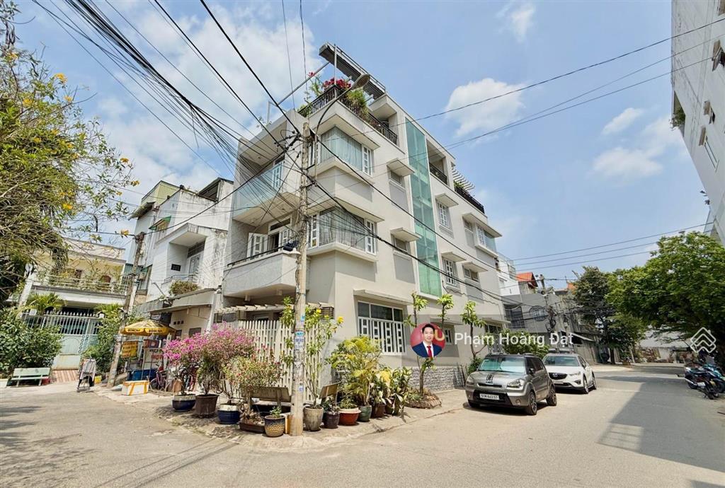 Nhà đẹp 3 tầng ngay đại học luật hiệp bình chánh, 65m2, 4pn, 7,5 tỷ tl