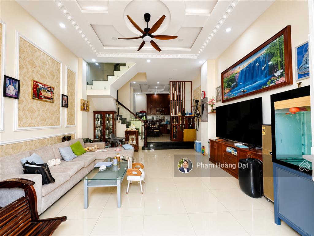 Nhà đẹp 3 tầng gần gigamall, hiệp bình chánh, hẻm ô tô, ngang 4,9m