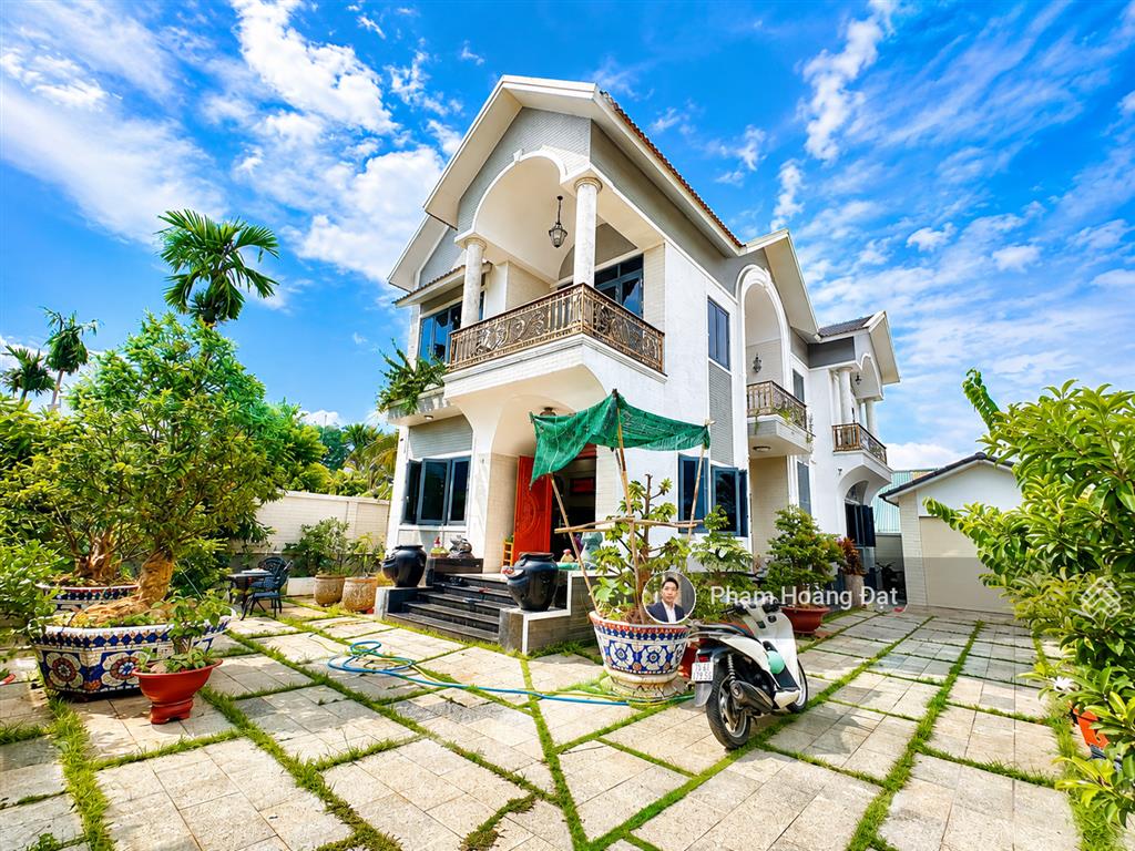 Bán gấp biệt thự sân vườn vĩnh phú, thuận an, 375m2 (15 x 25m), 3 tầng, giá tốt