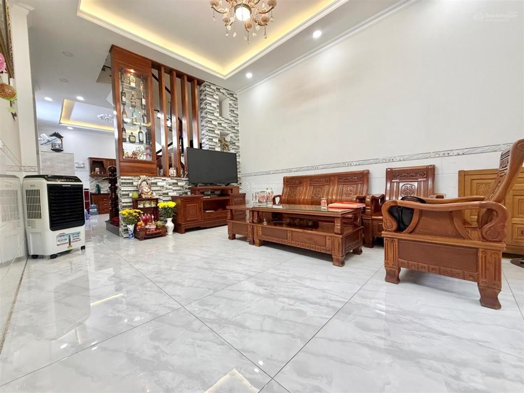 Bán nhà ngay gigamall khu bên sông hiệp bình chánh, giá tốt