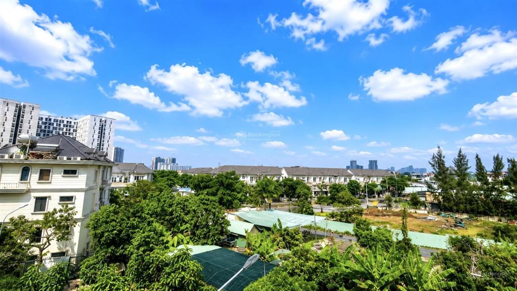 Chính chủ bán biệt thự song lập ngay đường liên phường, 180m2 (10 x 18m), giá tốt