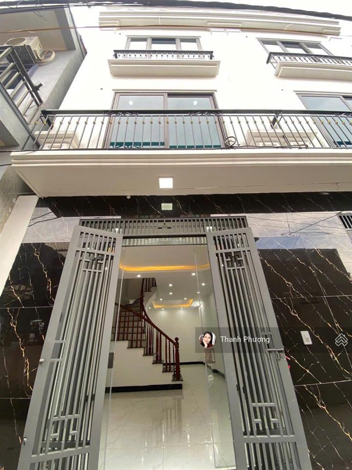 Đường thông ô tô qua nhà. giá bán chỉ 3.15 tỷ (3tx35m2). di chuyển ql6 khoảng 10p.  0966 929 ***