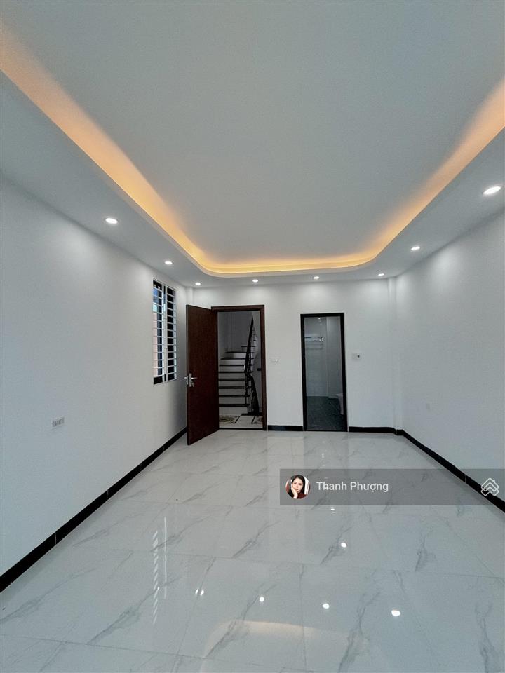 Lô góc  ô tô thông  thiết kế 4.5 tầng  giá chào bán 3.65 tỷ  giáp ql6 đang mở rộng  0966 929 ***